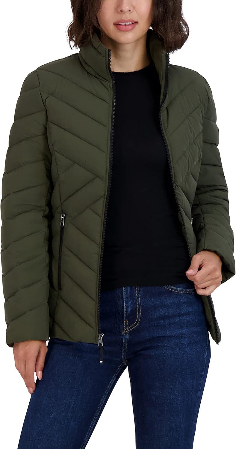 imageNautica Womens Short Chevron Packable Down JacketMilitary Green