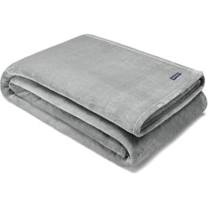 Nautica – Twin Blanket, Soft Plush Fleece Bedding, Ideal for Bed or Couch, Dorm Essentials, Oeko-Tex Certified (Solid Red)(Solid Grey)