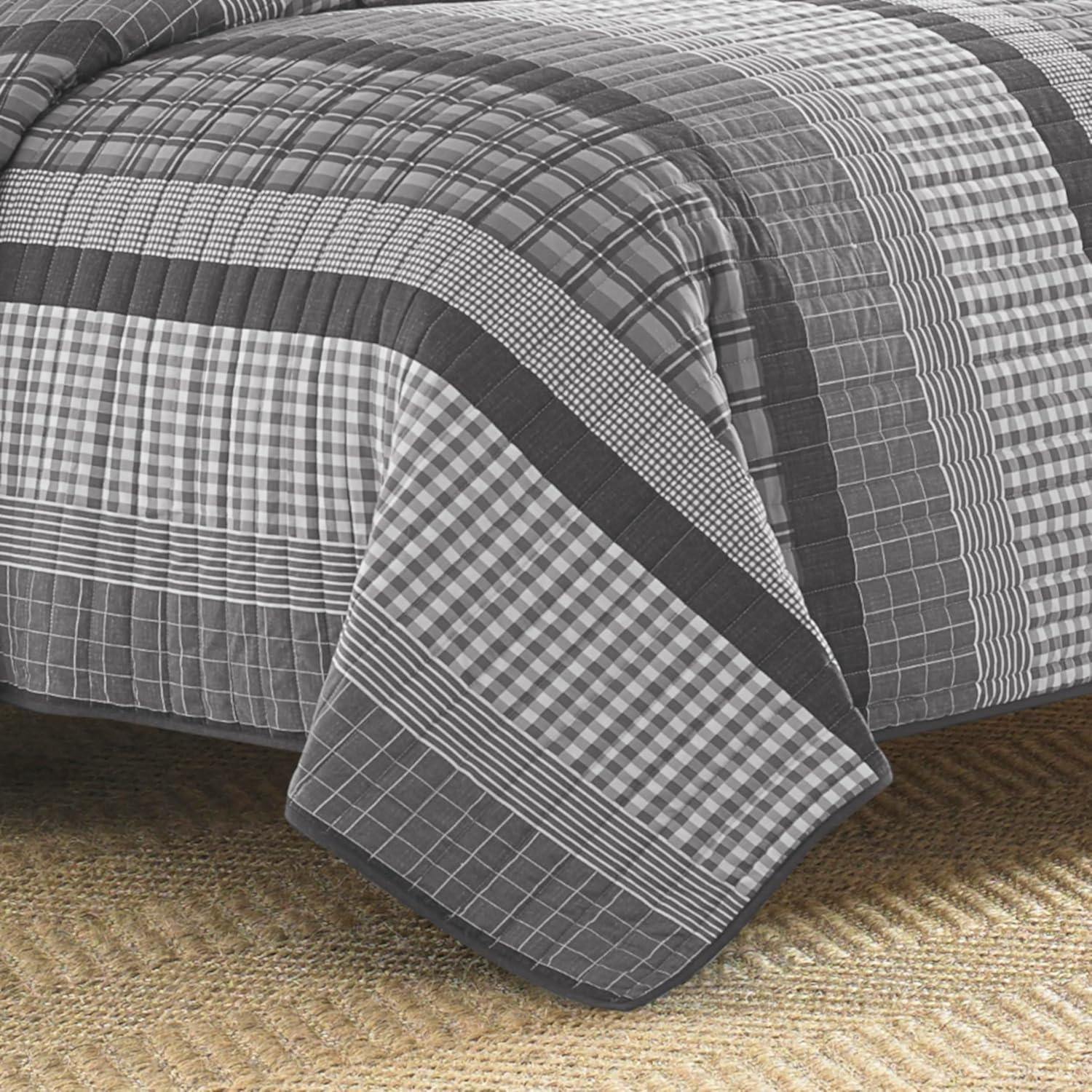 imageNautica Twin Quilt Set Cotton Reversible Bedding Home Decor for All Seasons Dorm Room Essentials Gulf Shores Grey TwinGulf Shores Grey
