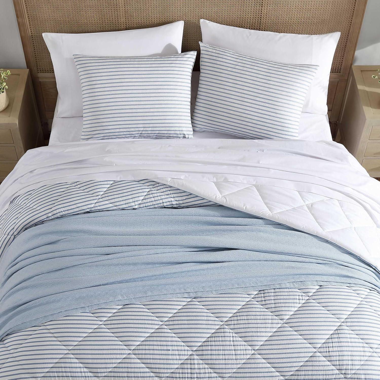 imageNautica TwinTwin XL Comforter Set Soft Brushed Bedding with a Relaxed Feel for YearRound Use 2 Piece Bed Set with Matching Pillowcase Heathered Block GreyWindsor Blue
