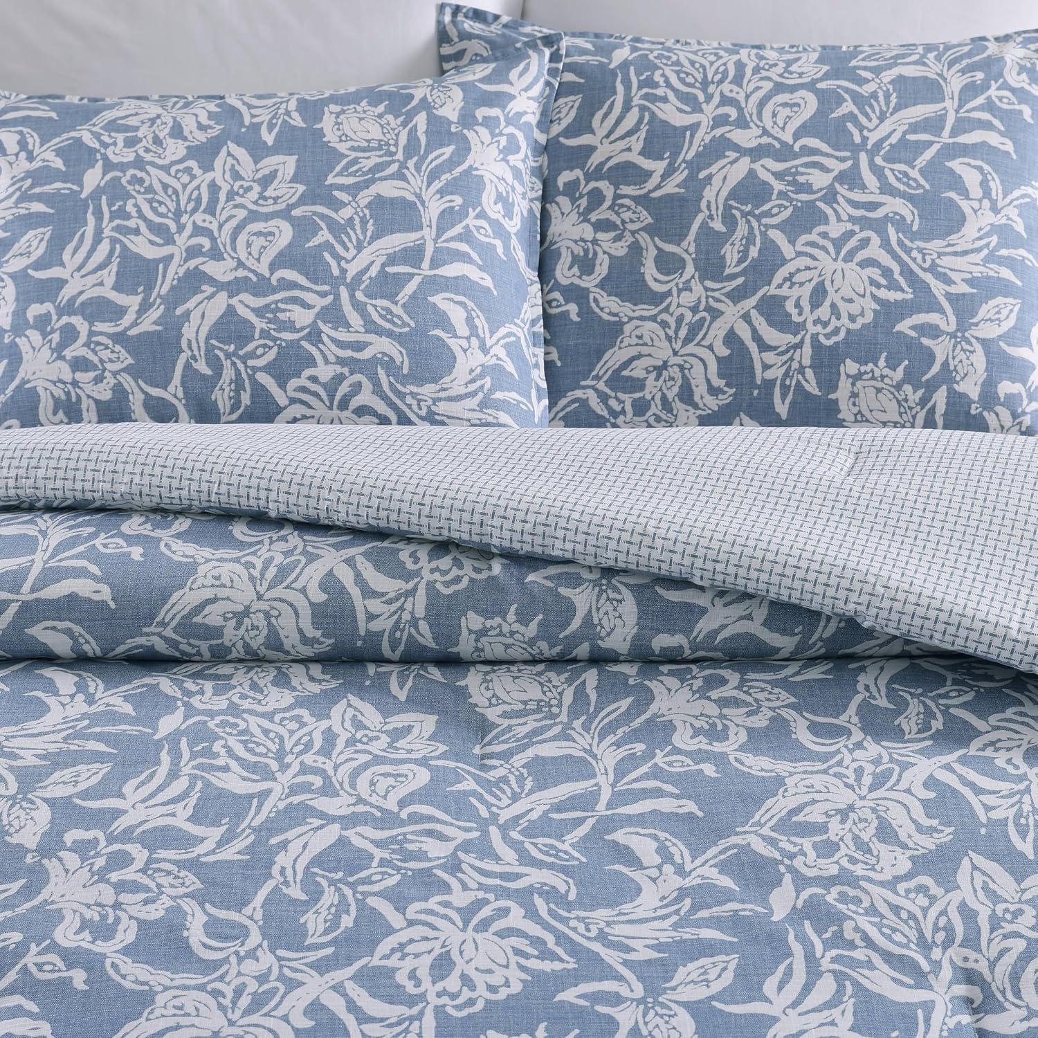 image:imageNautica Queen Comforter Set Reversible Bedding with Matching Shams Floral Room Decor College Dorm Room Essentials Tortola BlueTortola Blue