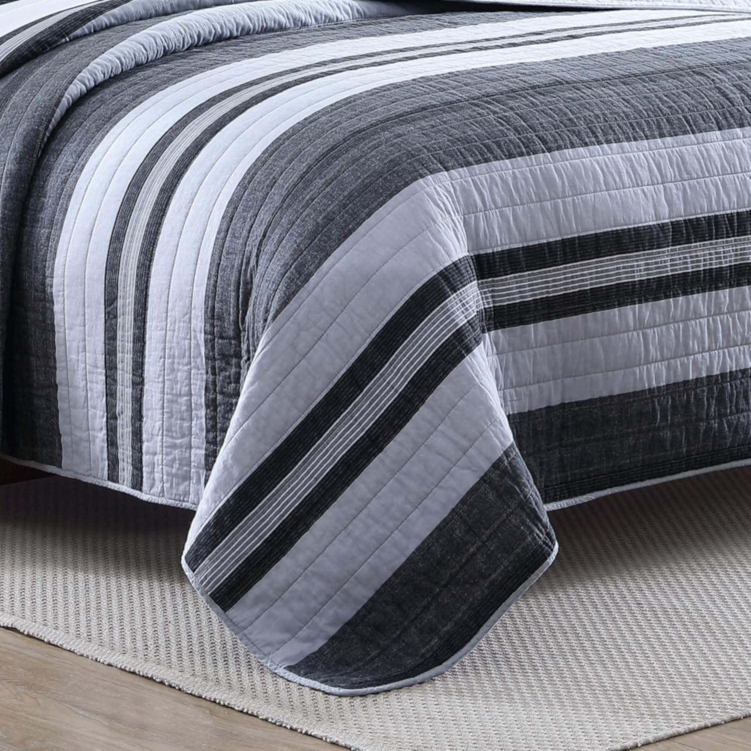 image:imageNautica Queen Quilt Set Reversible Bedding with Matching Shams Stripe Room Decor Lightweight Bed Set College Dorm Room Essentials Ardmoore GreyTwin