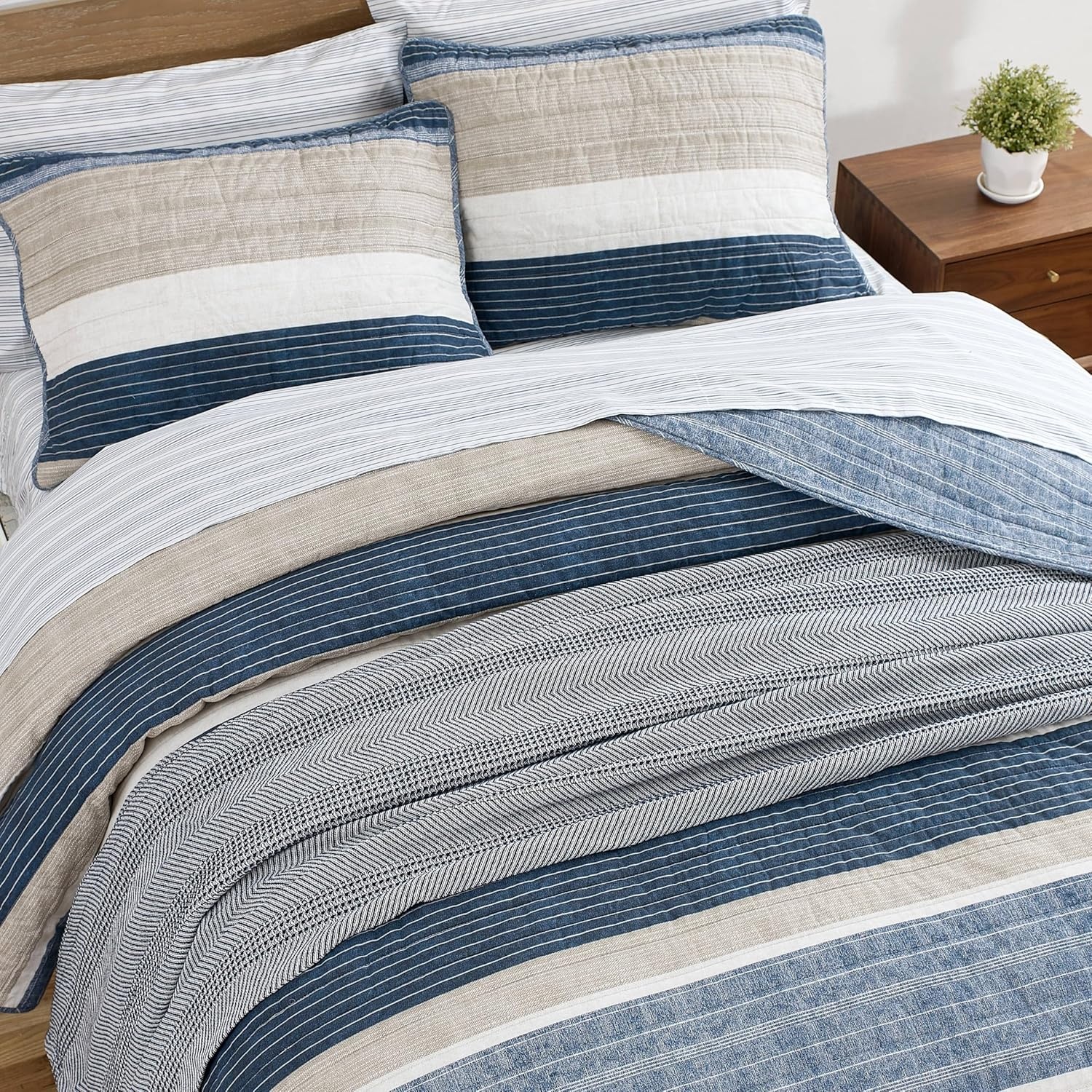 image:imageNautica Queen Quilt Set Reversible Bedding with Matching Shams Stripe Room Decor Lightweight Bed Set College Dorm Room Essentials Ridgeport BlueRidgeport Denim