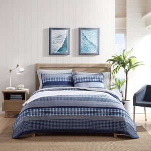 Nautica – Queen Quilt Set, Reversible Bedding with Matching Shams, Plaid and Stripe Room Decor Lightweight Bed Set, College Dorm Room Essentials (Addison Blue)