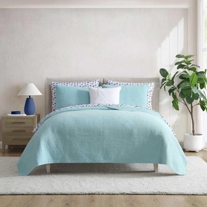 Nautica – Twin Quilt Set, Soft & Reversible Cotton Bedding with a Smooth Finish, 2 Piece Coastal Bed Set with Matching Pillowcase (Seashore Stitch Pink)(Seahorse Stitch Green)
