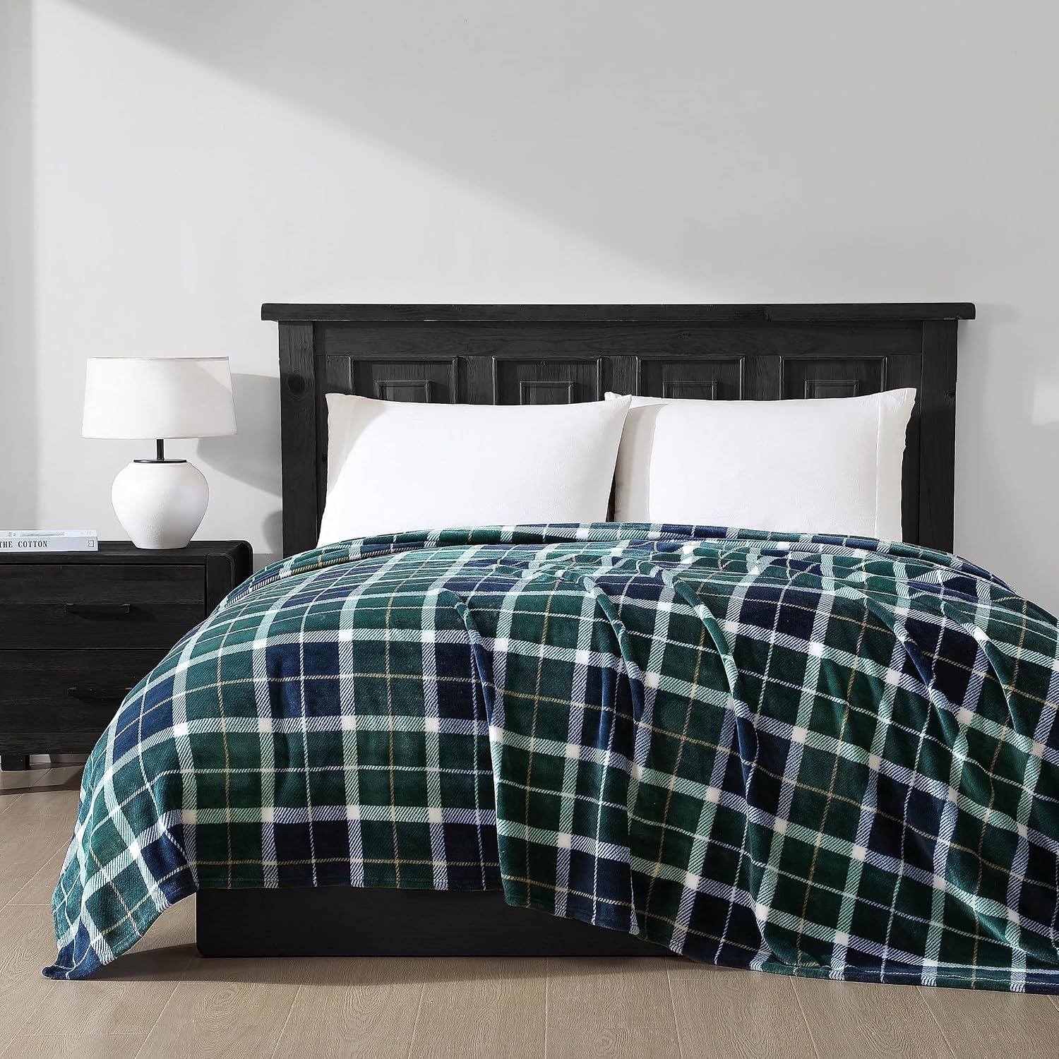 image:imageNautica Twin Blanket Soft Plush Fleece Bedding Ideal for Bed or Couch Dorm Essentials OekoTex Certified Winter Tattersall RedNorthsail Plaid Navy